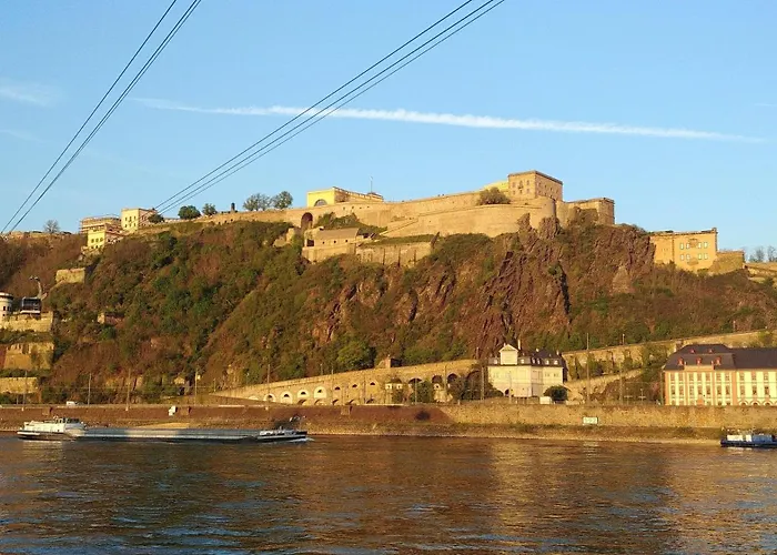 Апартаменты Rheinblick 3 *